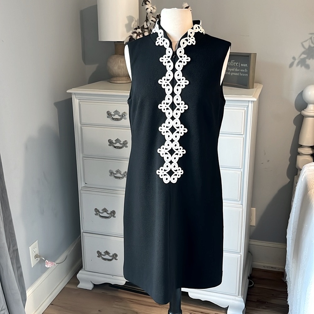 J Howard Black Shift Dress White Embroidered Lace Womens Holiday Party Office 12